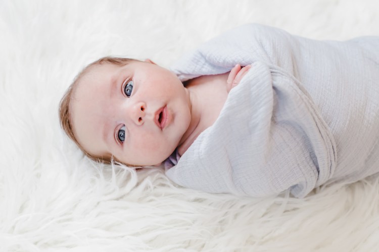 scarlete newborn session (4 of 33)